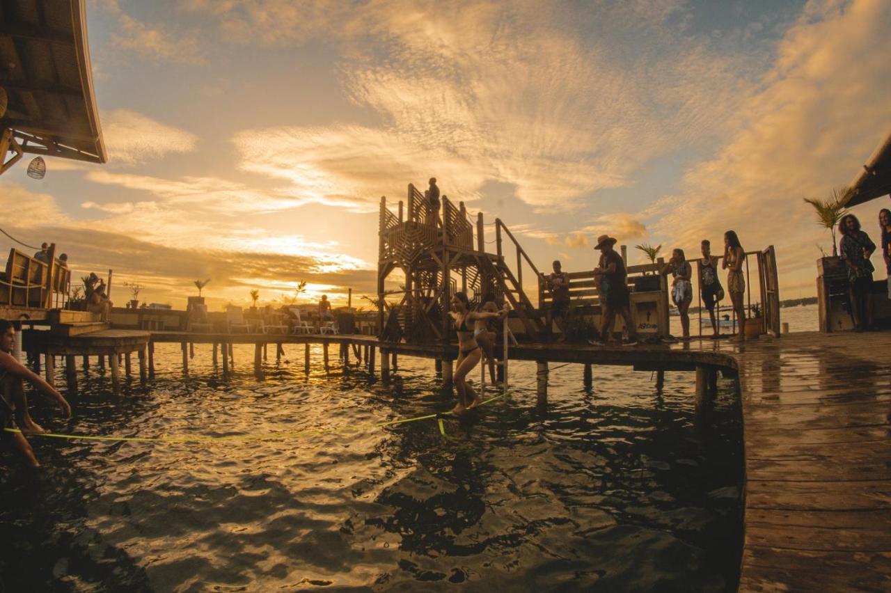 Aqua Lounge Hostel Bocas del Toro Exterior photo